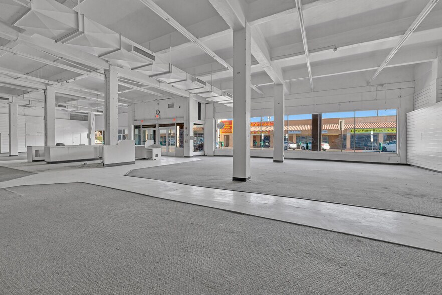 More Photos Of 301-315 E 2nd St, Calexico Storefront For Sale