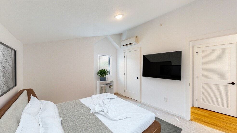 More Photos Of 6115 Nieman Rd, Shawnee Apartments For Sale