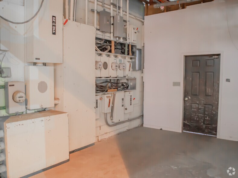 More Photos Of , Ravena Industrial For Sale