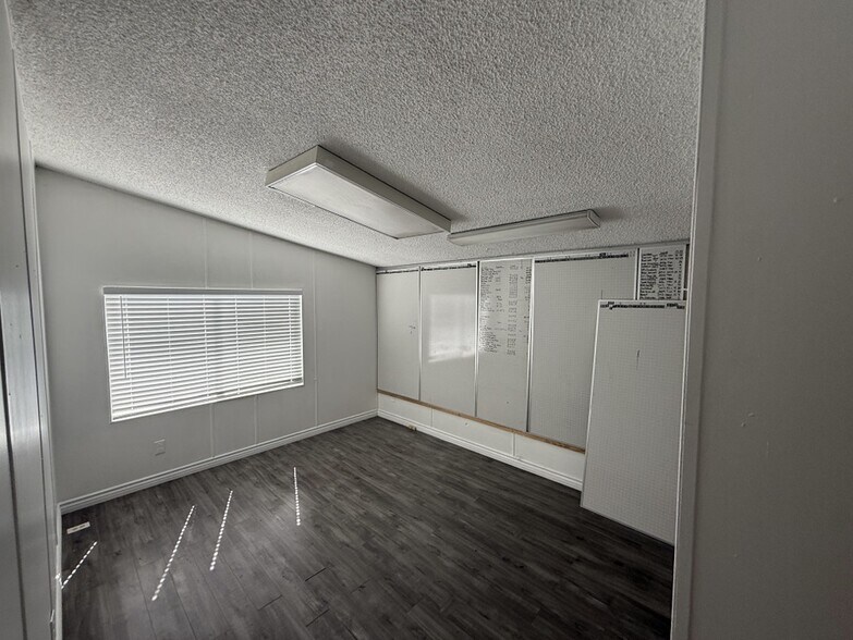 More Photos Of 19792 El Rivino Rd, Riverside Land For Lease