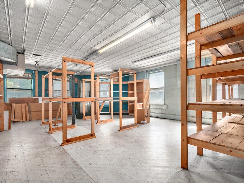 More Photos Of 505 Main St, Canton Storefront Retail Office For Sale