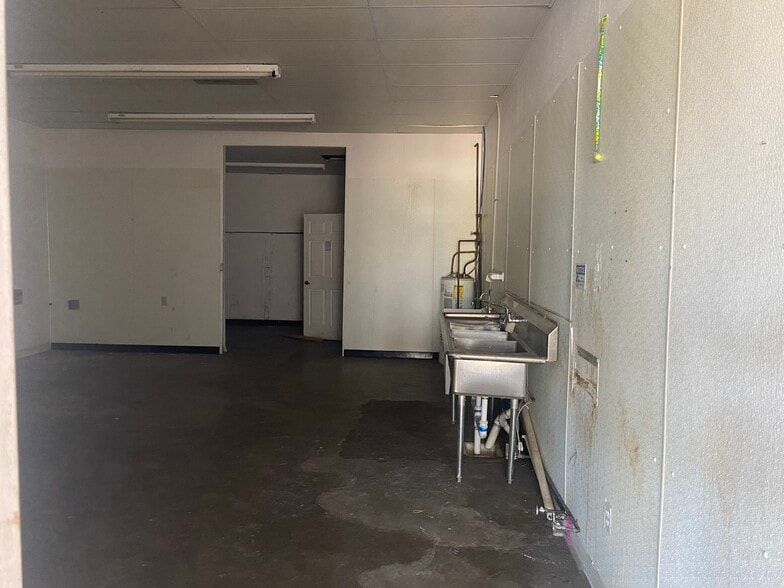 More Photos Of 4100 Haltom Rd, Haltom City Unknown For Lease