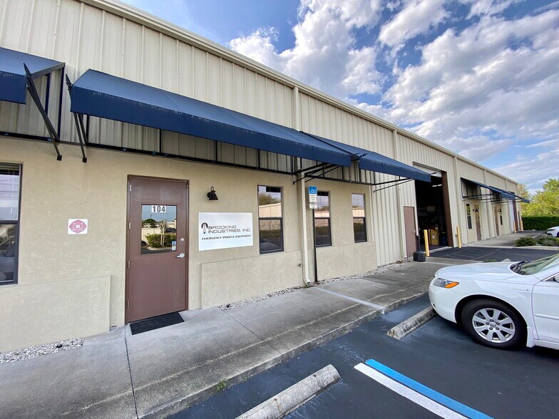 More Photos Of 104 Liberty Center Pl, Saint Augustine Warehouse For Lease