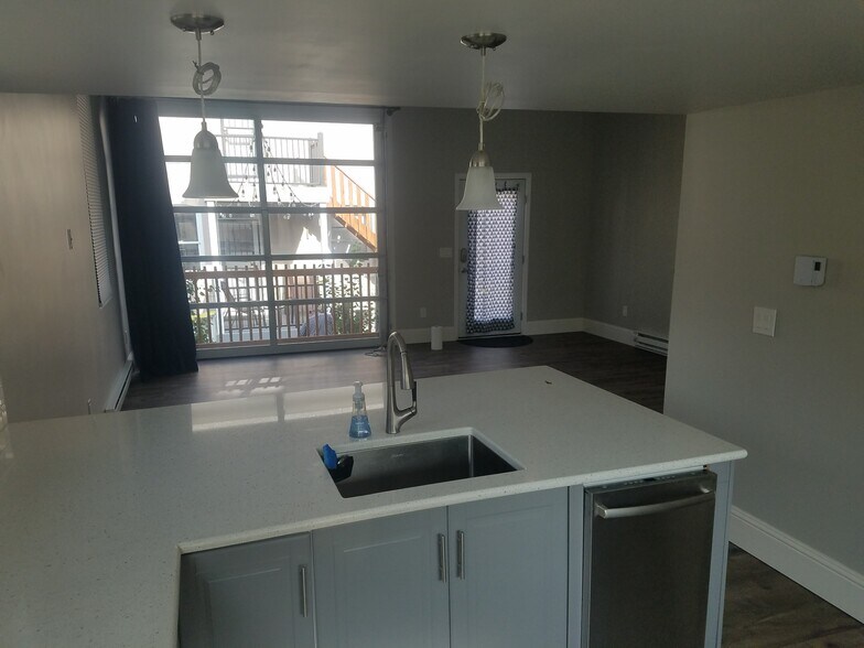 More Photos Of 1225 N Clarkson St, Denver Apartments For Sale