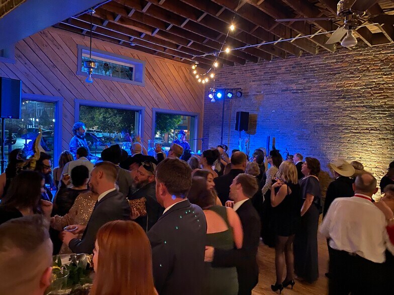 More Photos Of 121 Main Ave S, Fayetteville Storefront For Sale