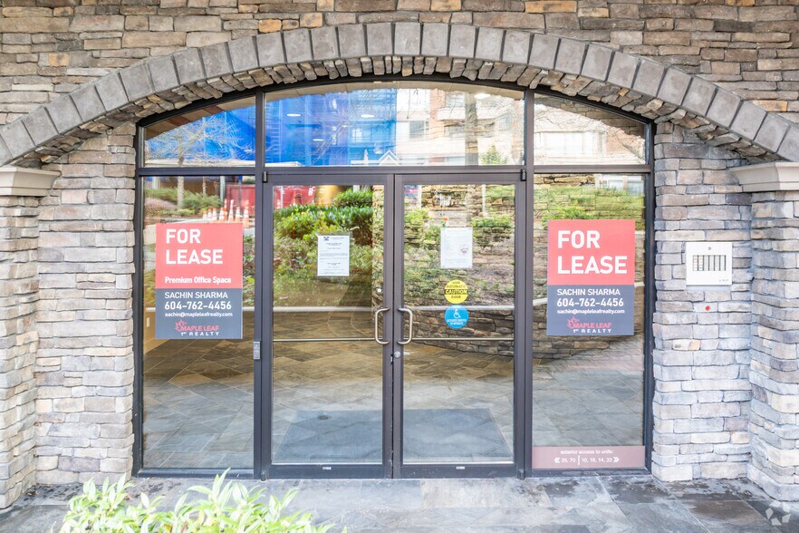 More Photos Of 1480 Foster St, White Rock Apartments For Lease