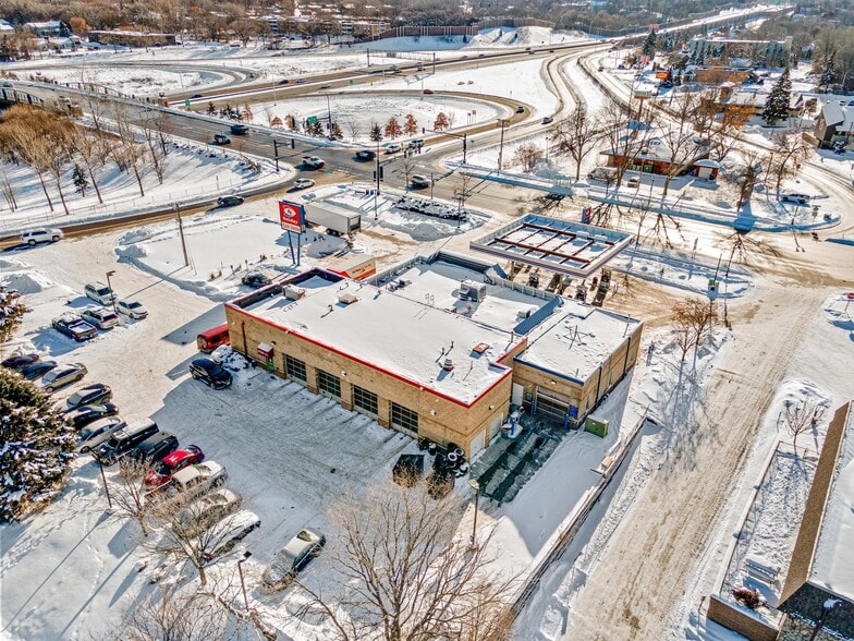 More Photos Of 900 Burnsville Pky W, Burnsville Convenience Store For Sale