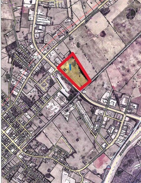 More Photos Of 302 E Happy Valley St, Cave City Light Distribution For Lease