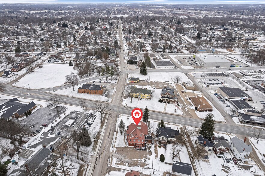 More Photos Of 1435 Market Ave N, Canton Office Residential For Sale