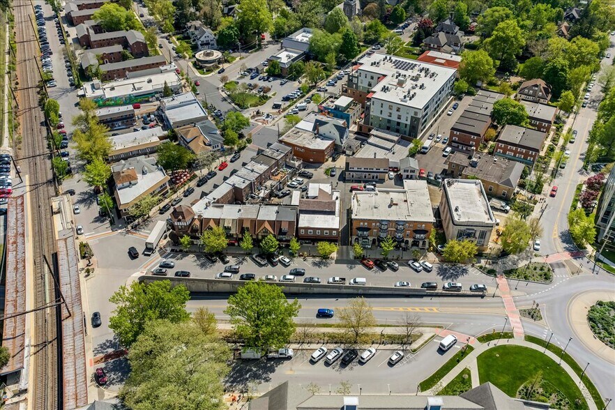 More Photos Of 13-15 S Chester Rd, Swarthmore Storefront Retail Residential For Sale