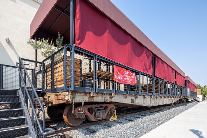 More Photos Of 440-454 S Anaheim Blvd, Anaheim Unknown For Lease