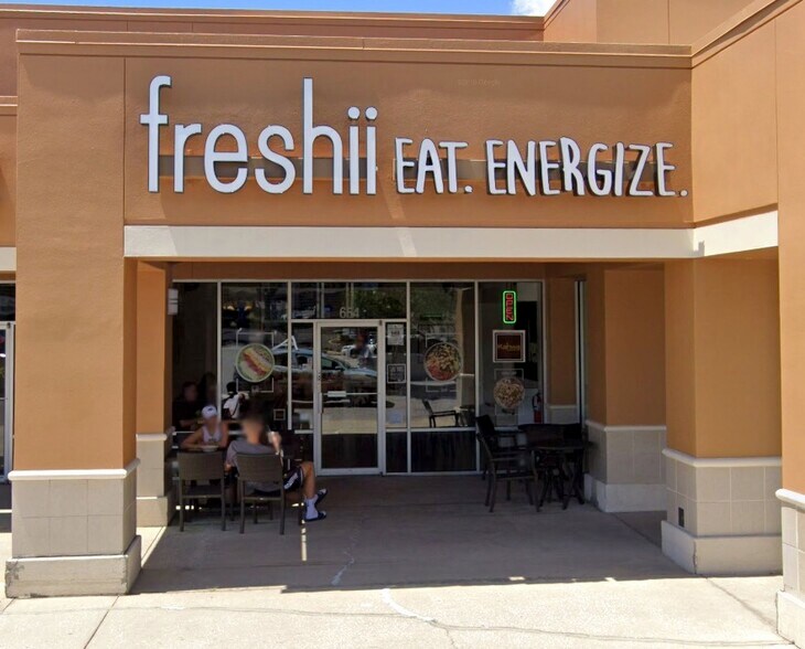 More Photos Of 246-900 E Lake Rd S, Palm Harbor General Retail For Lease