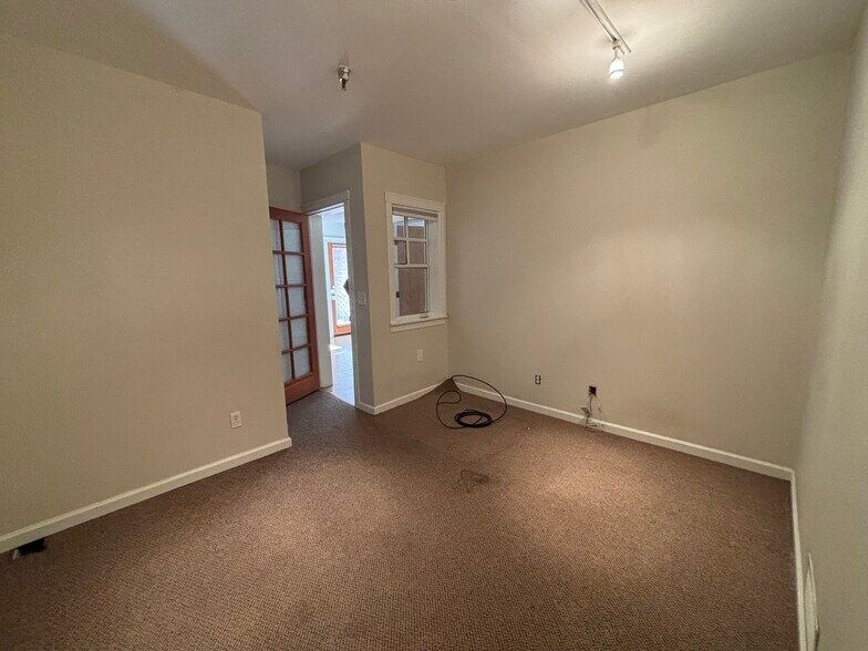 More Photos Of 1634 Walnut St, Boulder Office For Sale