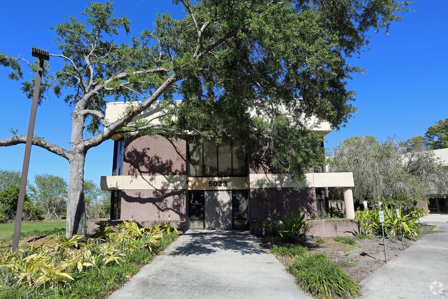 More Photos Of 5023 W Laurel St, Tampa Office For Sale