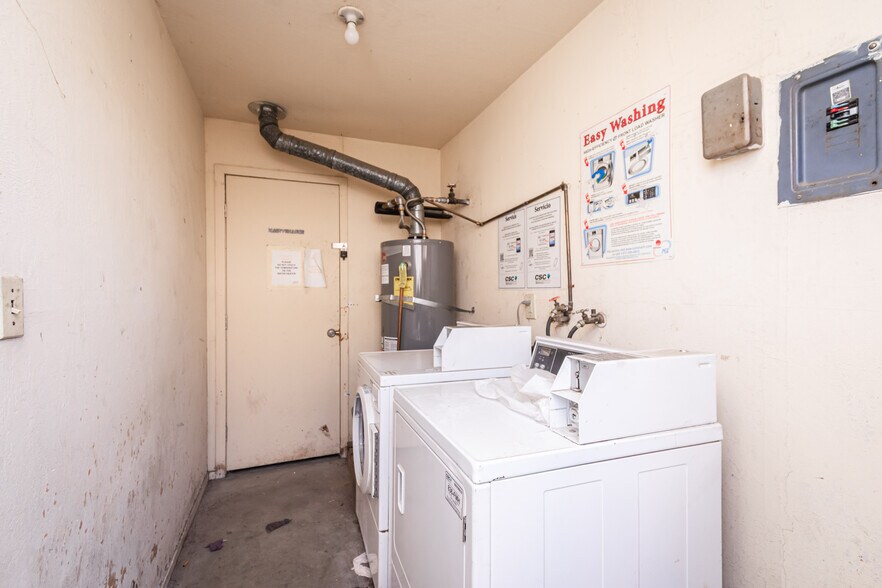 More Photos Of 10 Nedra Ct, Sacramento Apartments For Sale