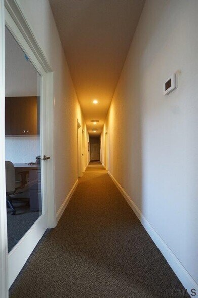 More Photos Of 2561 Moody Blvd, Flagler Beach Office For Lease