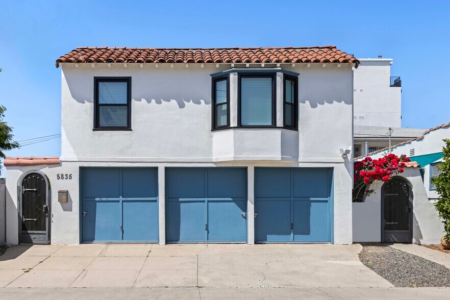 More Photos Of 1569 S Orange Grove Ave, Los Angeles Apartments For Sale