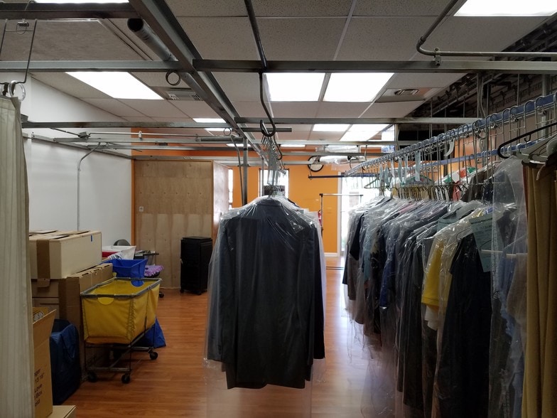 More Photos Of 13613-13637 Annapolis Rd, Bowie Storefront For Sale