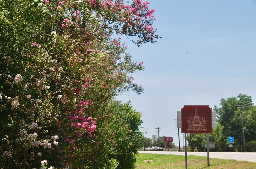 More Photos Of 29 County Road 77B, Hallettsville Land For Sale