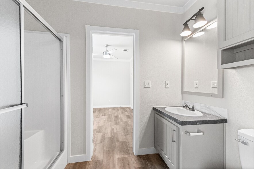 More Photos Of 9130 Rebecca Creek Rd, Spring Branch Specialty For Sale