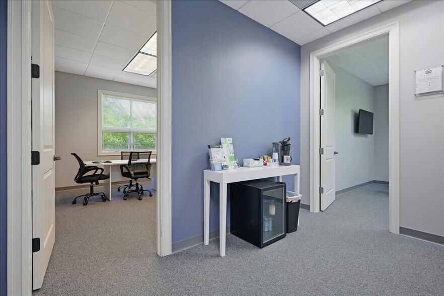 More Photos Of 2545 N Opdyke Rd, Auburn Hills Medical For Sale