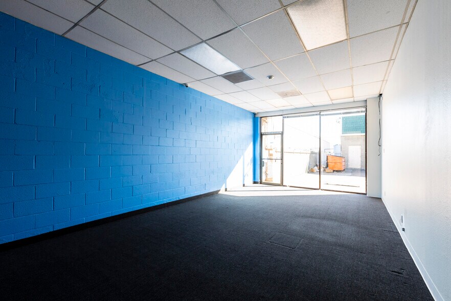 More Photos Of 16320-16334 S Western Ave, Gardena Unknown For Lease
