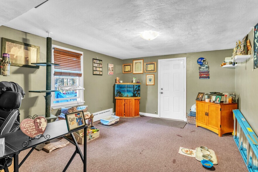 More Photos Of 371 Boston West Rt, Monson Specialty For Sale