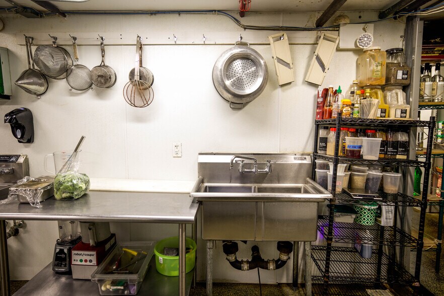 More Photos Of 143 Orchard St, New York Apartments For Lease