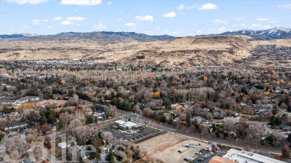 More Photos Of 793 E Parkcenter Blvd, Boise Land For Sale