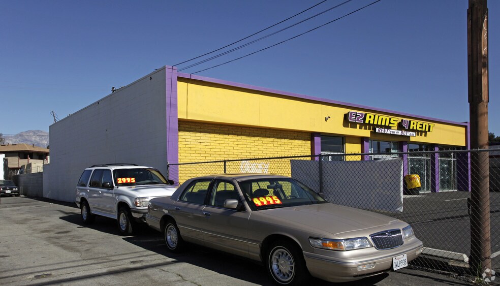 More Photos Of 960 W Holt Blvd, Ontario Freestanding For Sale