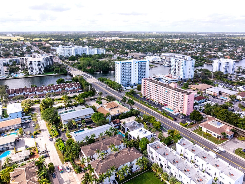 More Photos Of 3200 NE 14th Street Cswy, Pompano Beach Office For Sale