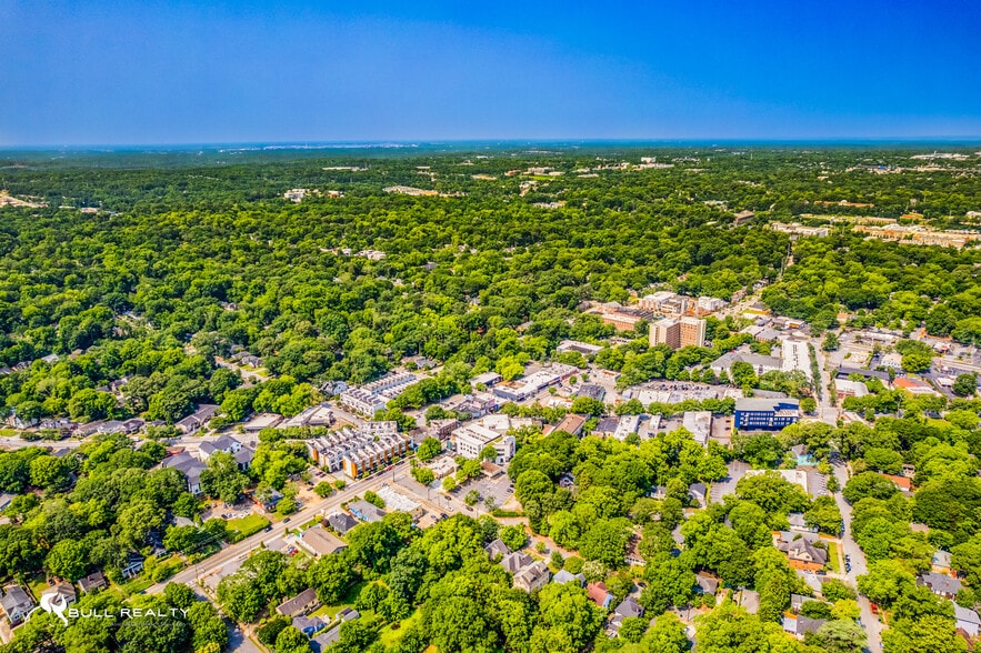 More Photos Of 1336 Glenwood Ave, Atlanta Restaurant For Sale