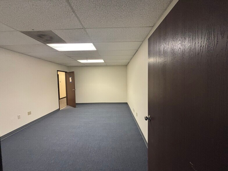 More Photos Of 1501 El Camino Ave, Sacramento Medical For Lease