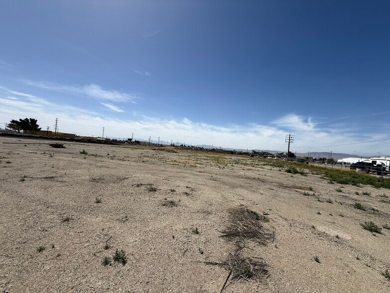 More Photos Of 45711 Division St, Lancaster Land For Sale