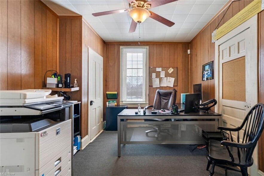 More Photos Of 10725 Struthers Rd, New Middletown Flex For Sale