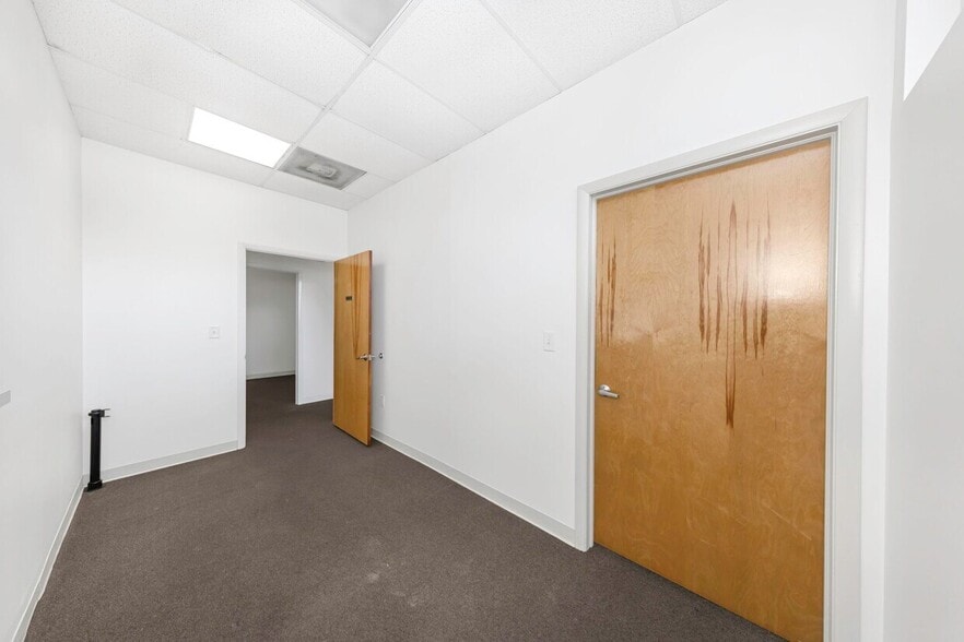 More Photos Of 14517 Bruce B Downs Blvd, Tampa Medical For Lease