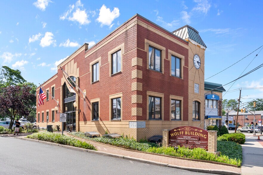 More Photos Of 613 Amboy Ave, Perth Amboy Medical For Lease