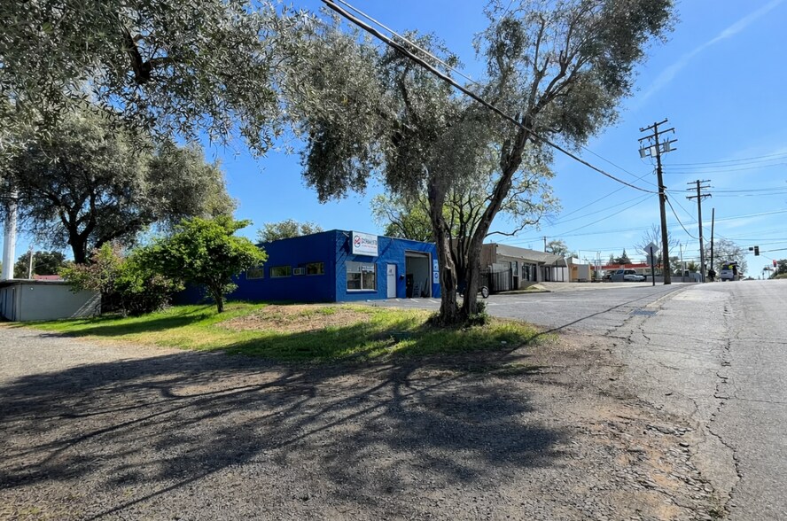 More Photos Of 6228 Walnut Ave, Orangevale Auto Repair For Sale