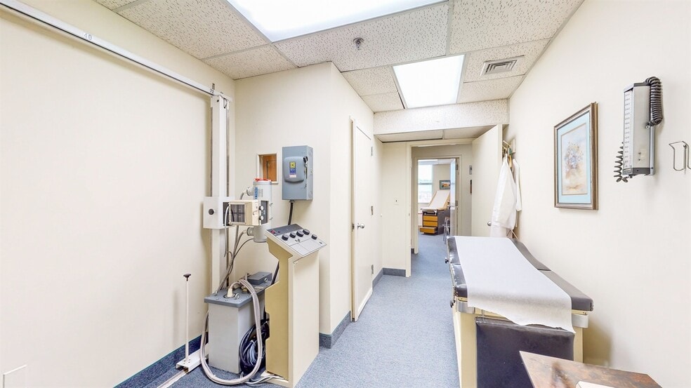 More Photos Of 15-01 Broadway, Fair Lawn Medical For Sale