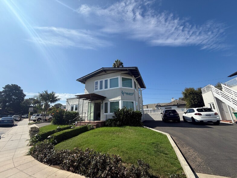 More Photos Of 7880 Exchange Pl, La Jolla Freestanding For Lease