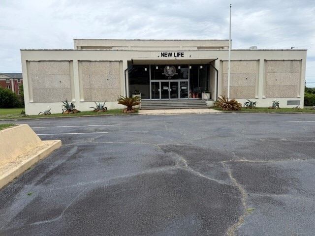 Primary Photo Of 1985 Vineville Ave, Macon-Bibb Religious Facility For Sale