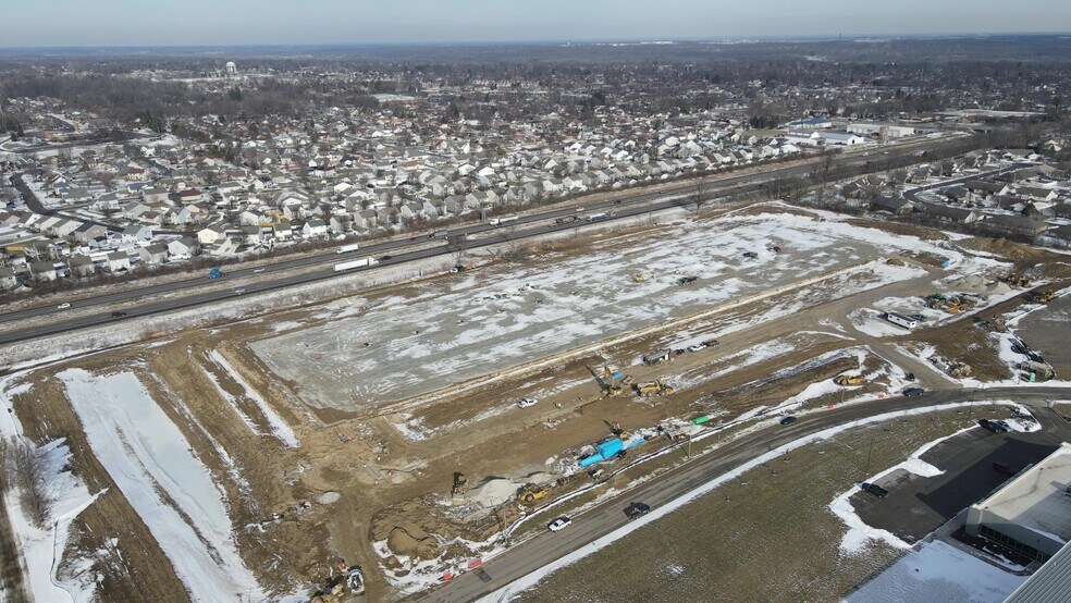 More Photos Of 301 Lau Pky, Englewood Distribution For Lease