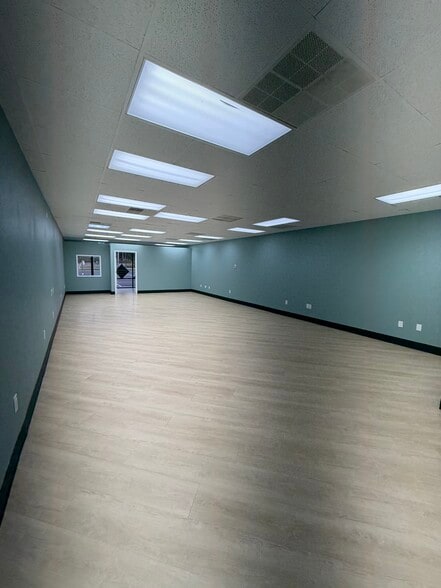 More Photos Of 4950 Hall Rd, Winter Park Office For Lease