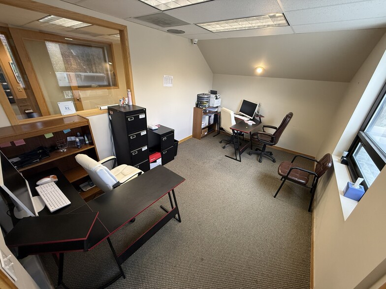 More Photos Of 10630 E Bethany Dr, Aurora Medical For Lease
