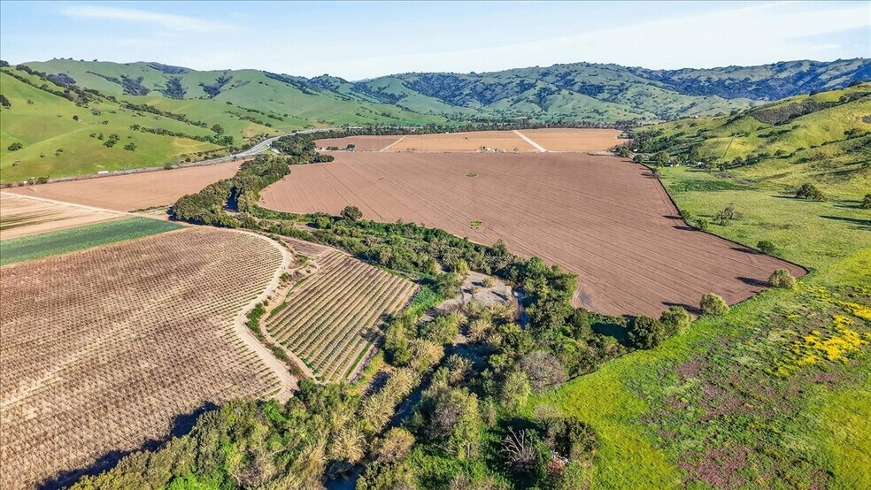 More Photos Of 0 Walnut Ave, Hollister Land For Sale