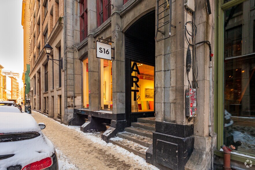 More Photos Of 377 Rue Saint-Paul O, Montréal Apartments For Lease
