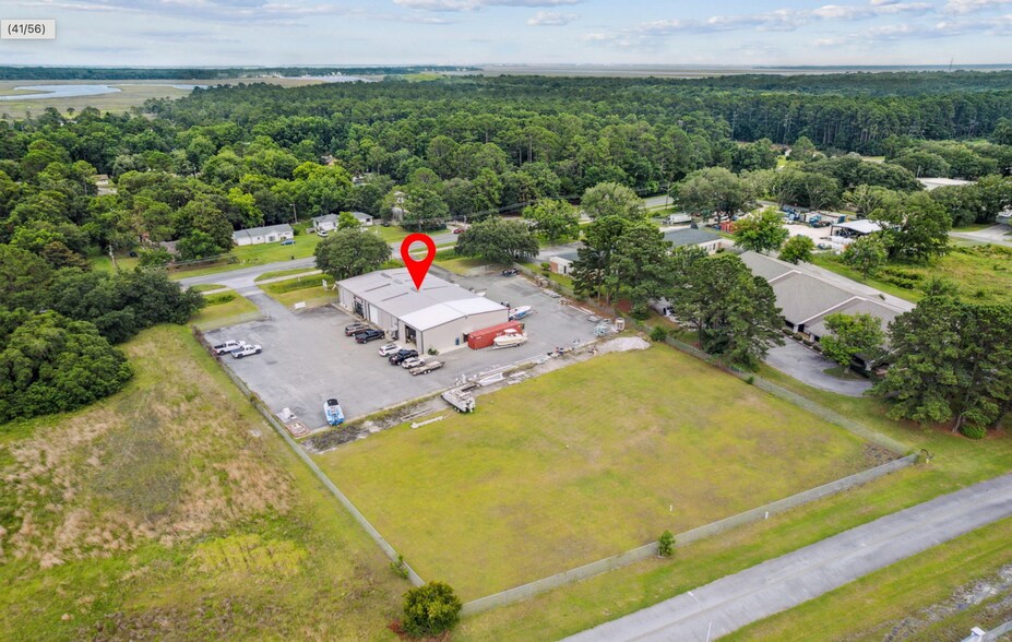 More Photos Of 979 Point Peter Rd, Saint Marys Warehouse For Lease