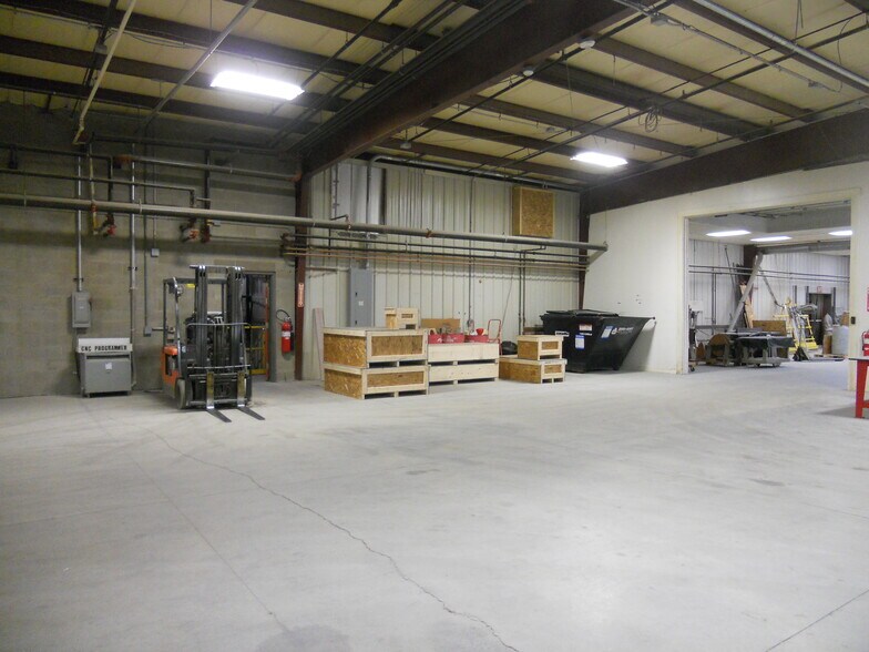 More Photos Of 10 Precision Dr, North Springfield Industrial For Lease
