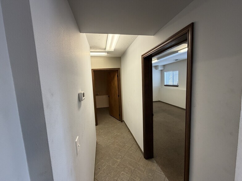 More Photos Of 3606 E Wellesley Ave, Spokane Service For Lease