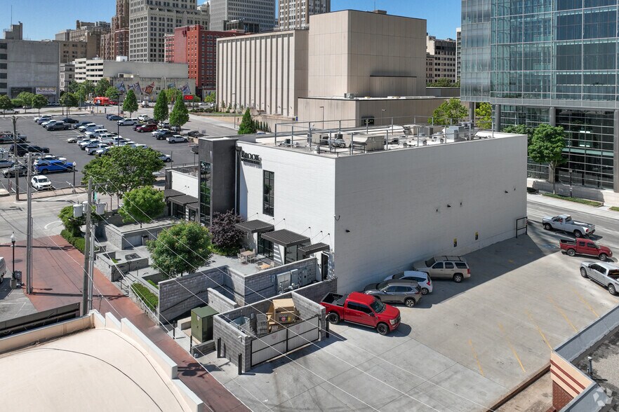 More Photos Of 201 E 2nd St, Tulsa Storefront For Lease